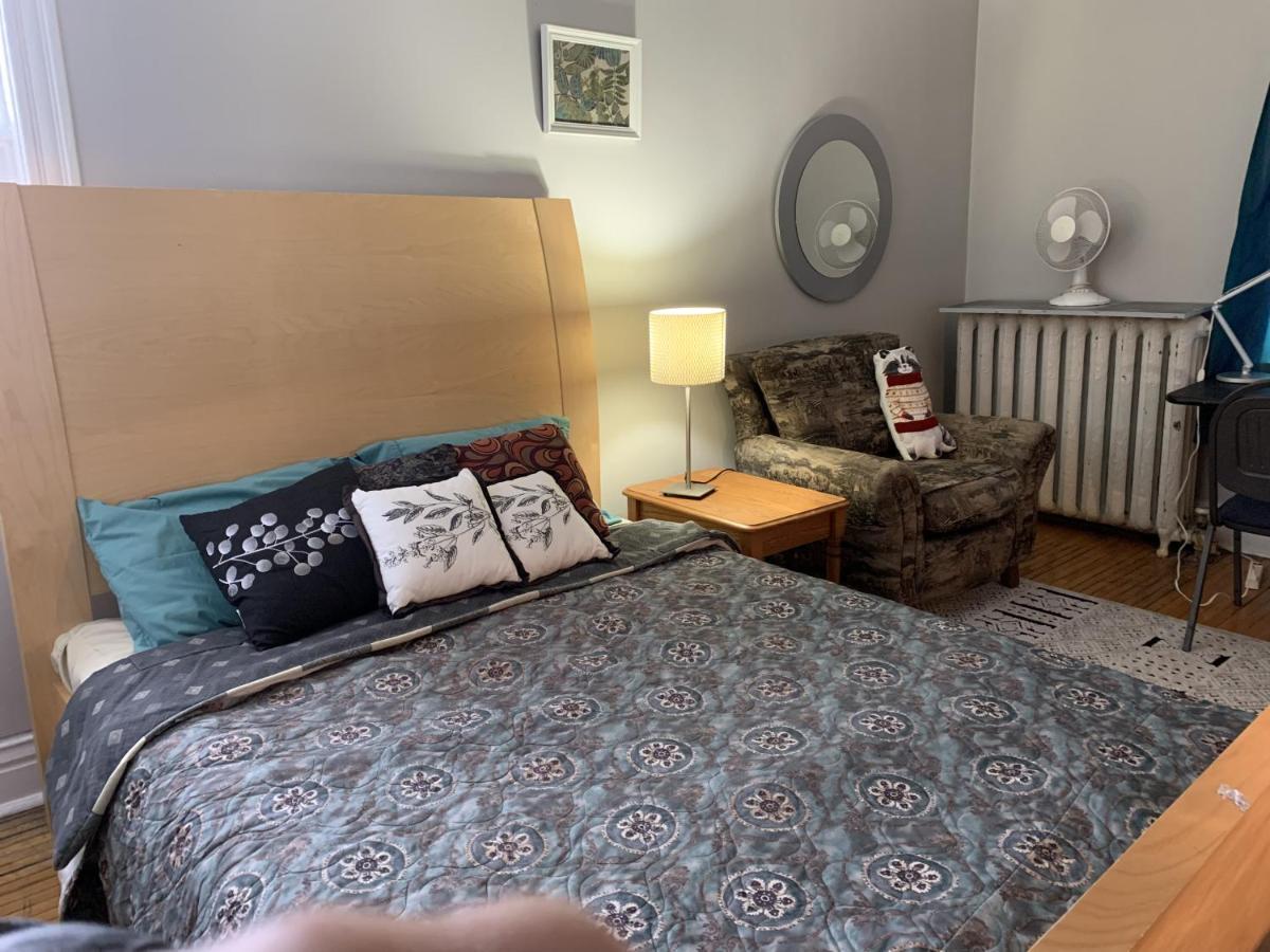 Maryland Homestay In Winnpeg Downtown Виннипег Экстерьер фото
